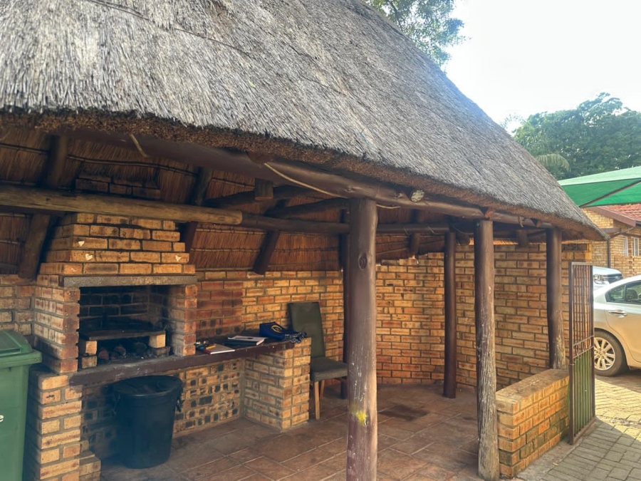 2 Bedroom Property for Sale in Safari Gardens North West